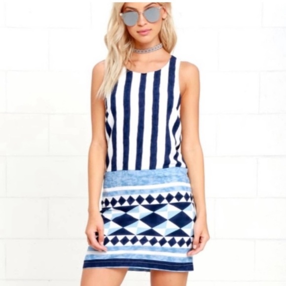 Lulus Dresses & Skirts - Lulu’s navy stripe geometric print shift dress